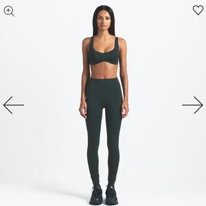 Skims Nike shaped bottom scoop bra teal